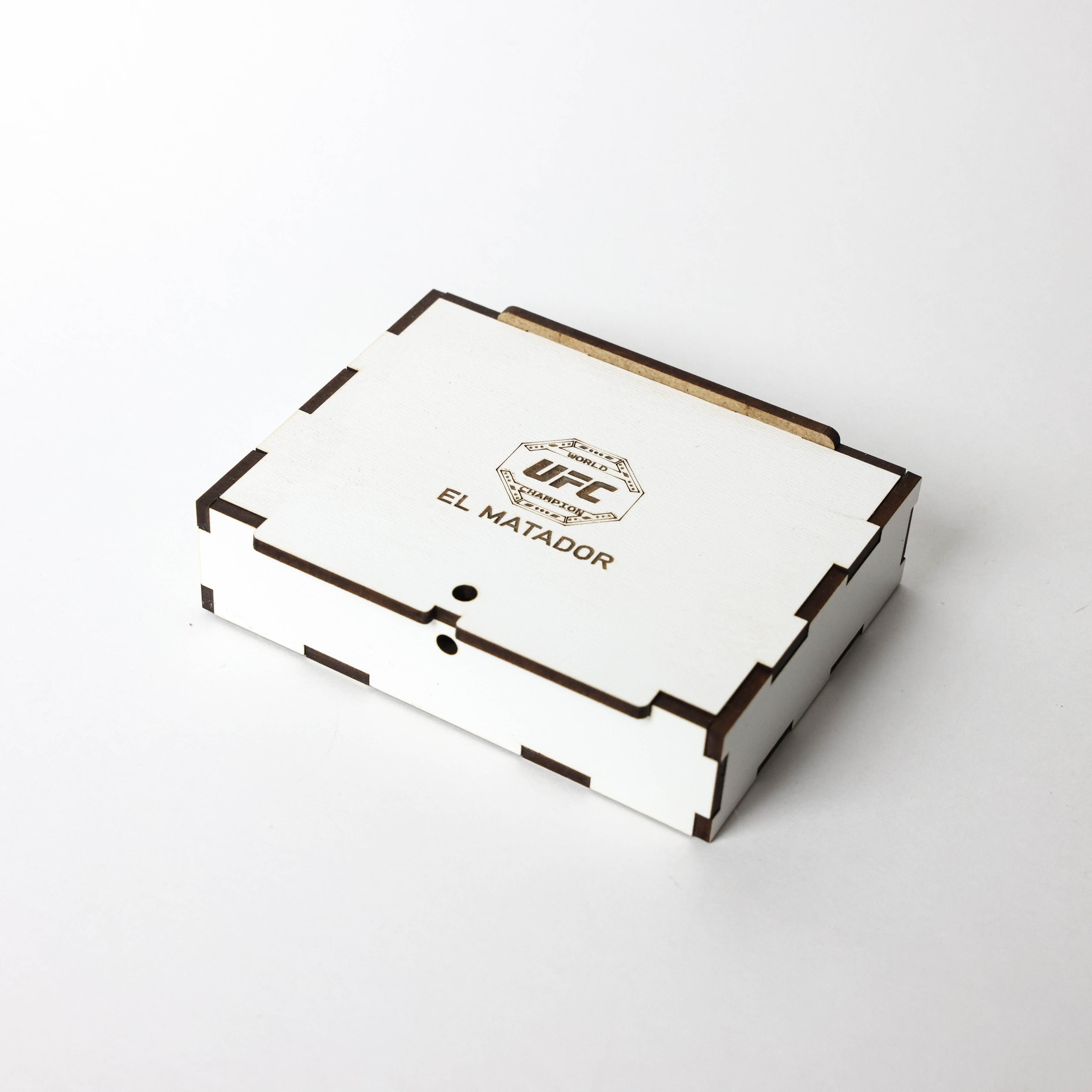 მაცივრის მაგნიტი: UFC - El Matador