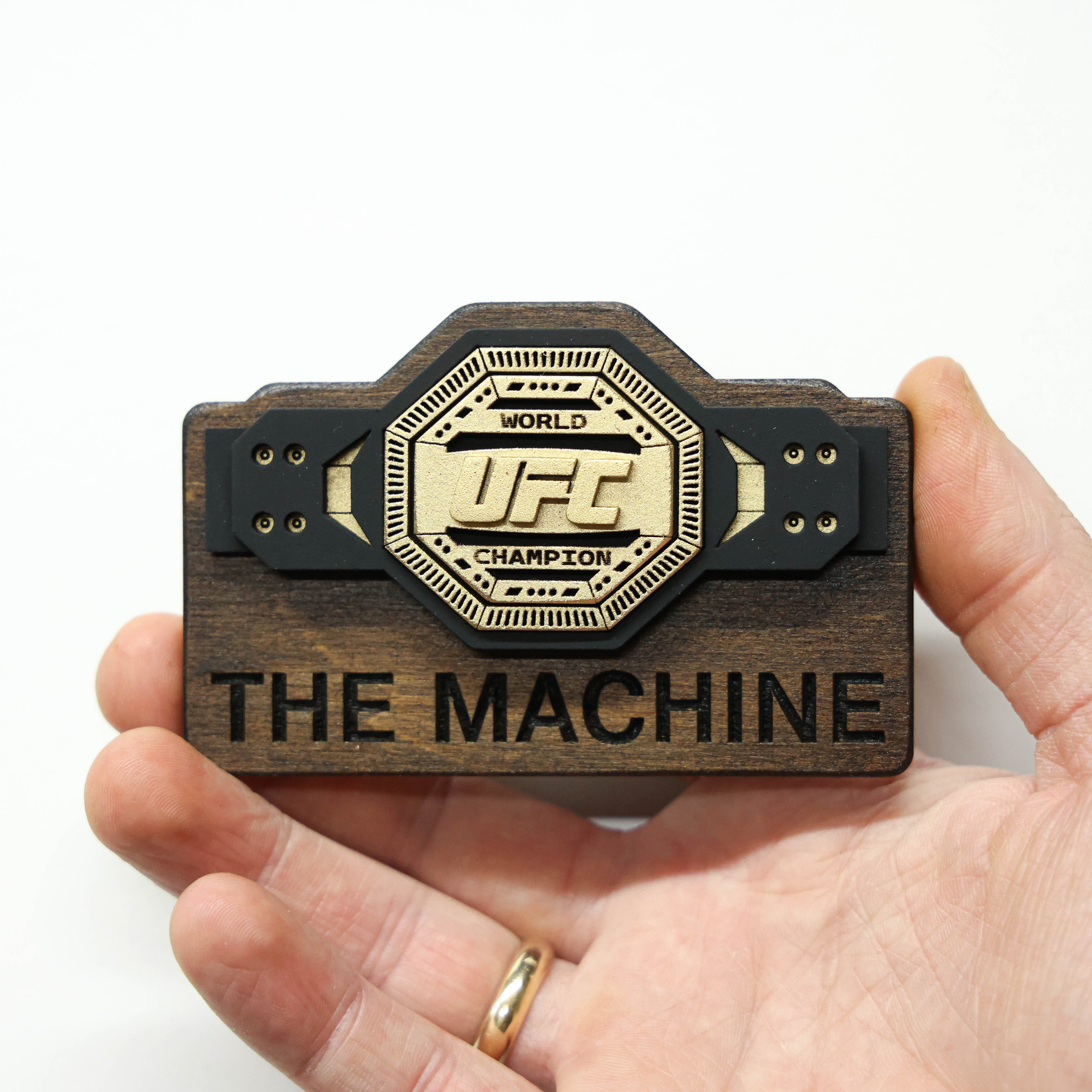 მაცივრის მაგნიტი: UFC - The Machine