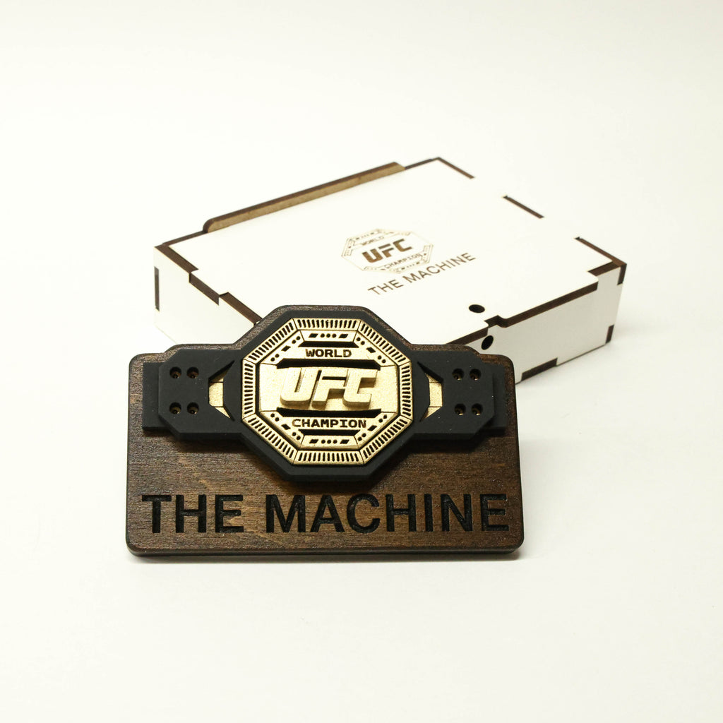 მაცივრის მაგნიტი: UFC - The Machine