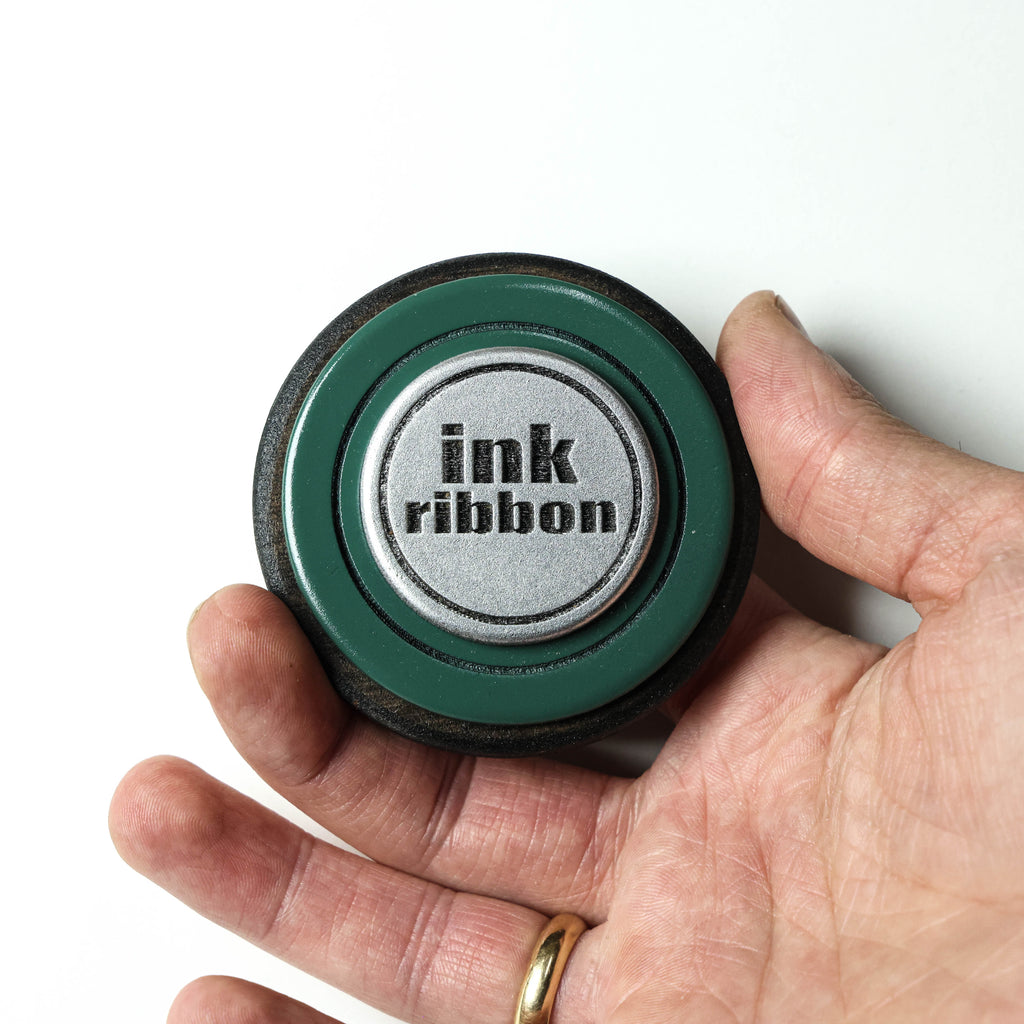 მაცივრის მაგნიტი: RESIDENT EVIL - Ink Ribbon