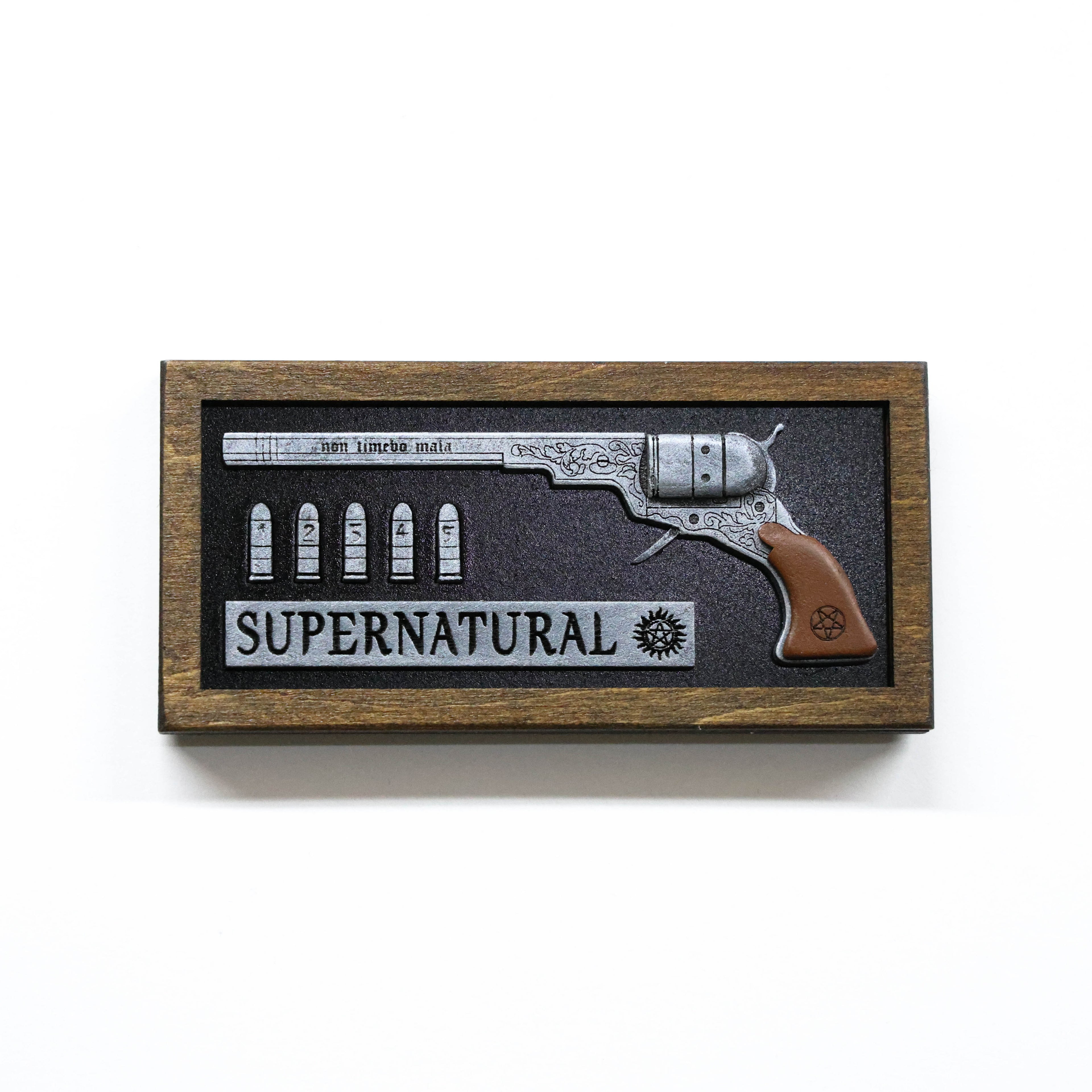 მაცივრის მაგნიტი: SUPERNATURAL - Colt