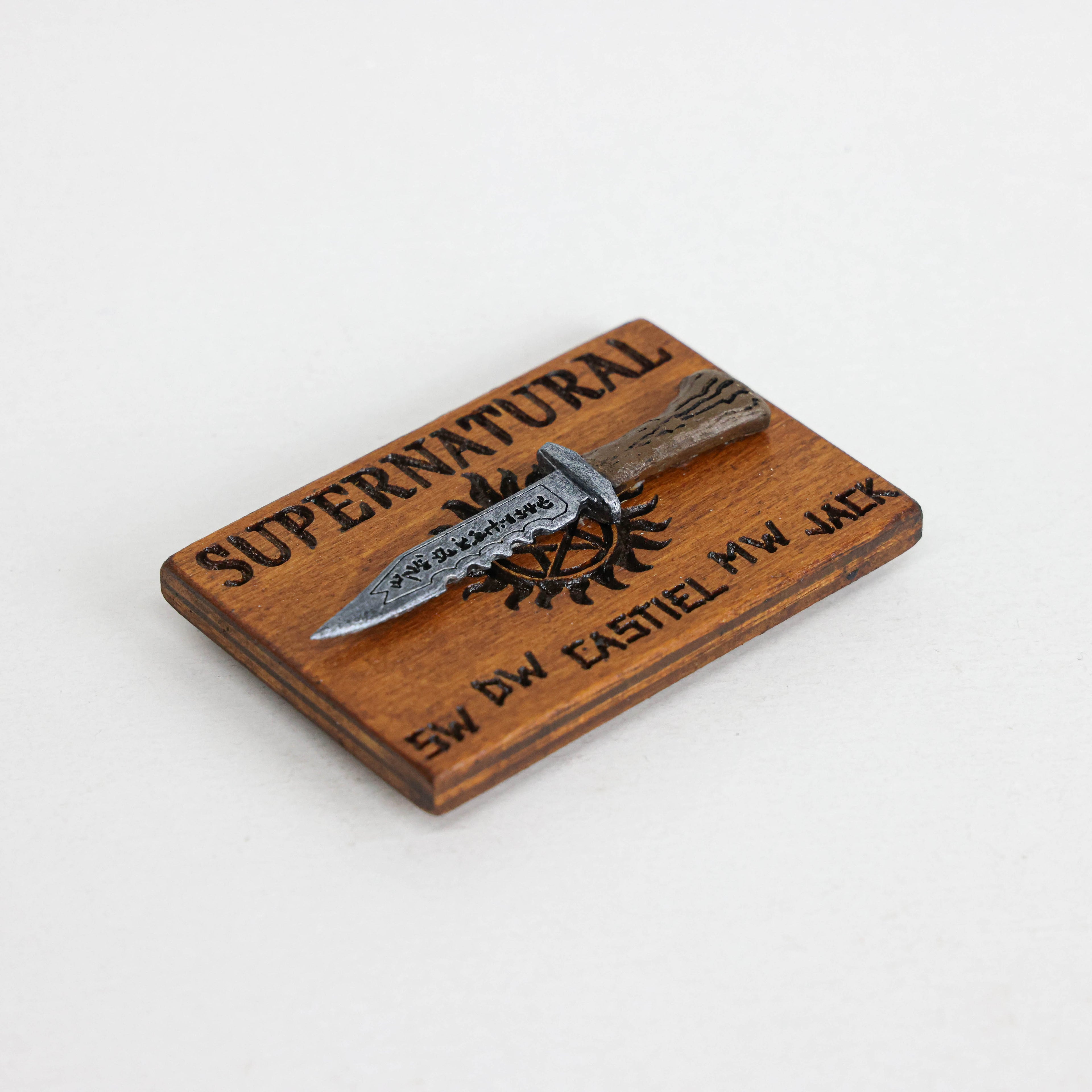 მაცივრის მაგნიტი: SUPERNATURAL - Demon Knife