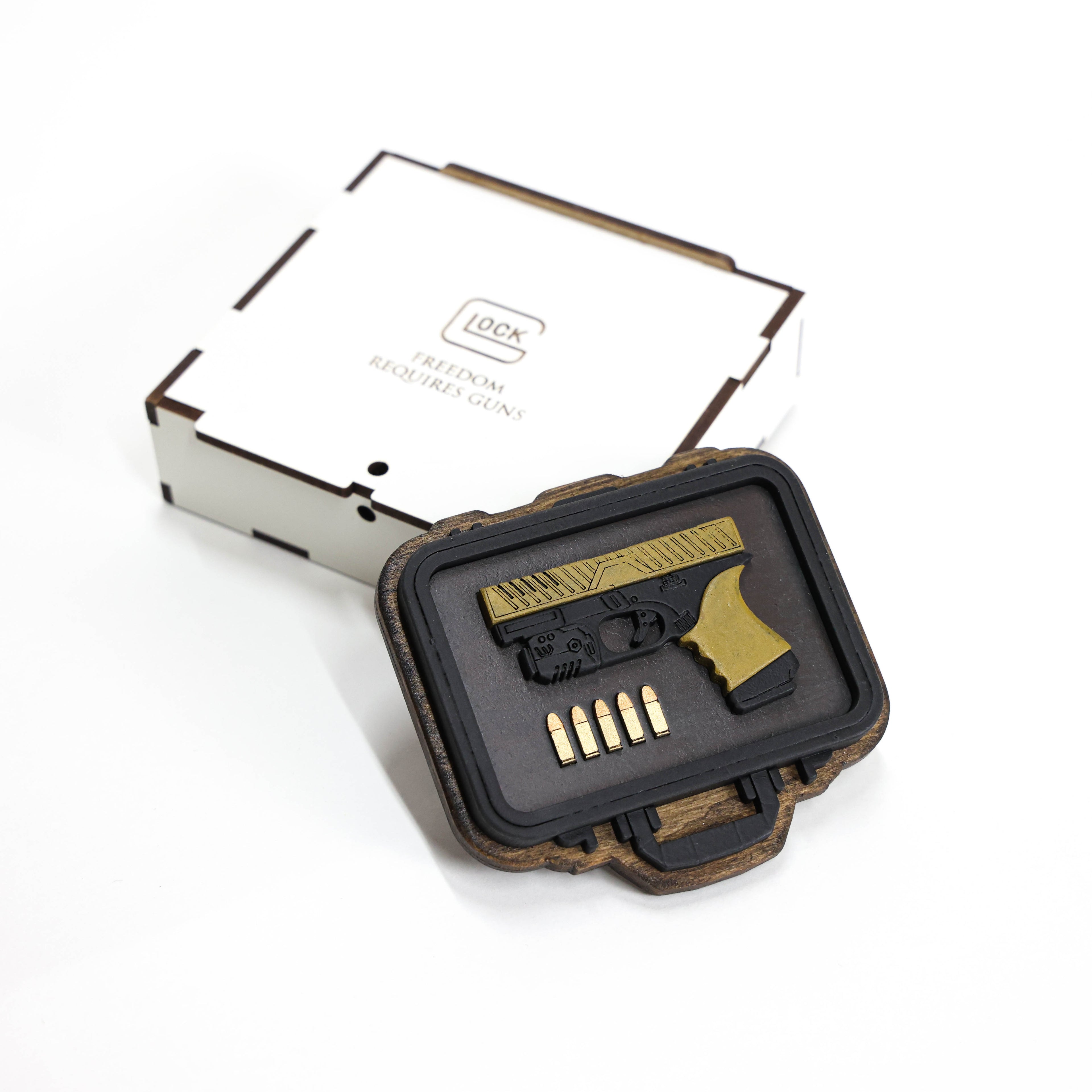 მაცივრის მაგნიტი: Glock-ის ფირმის პისტოლეტი 