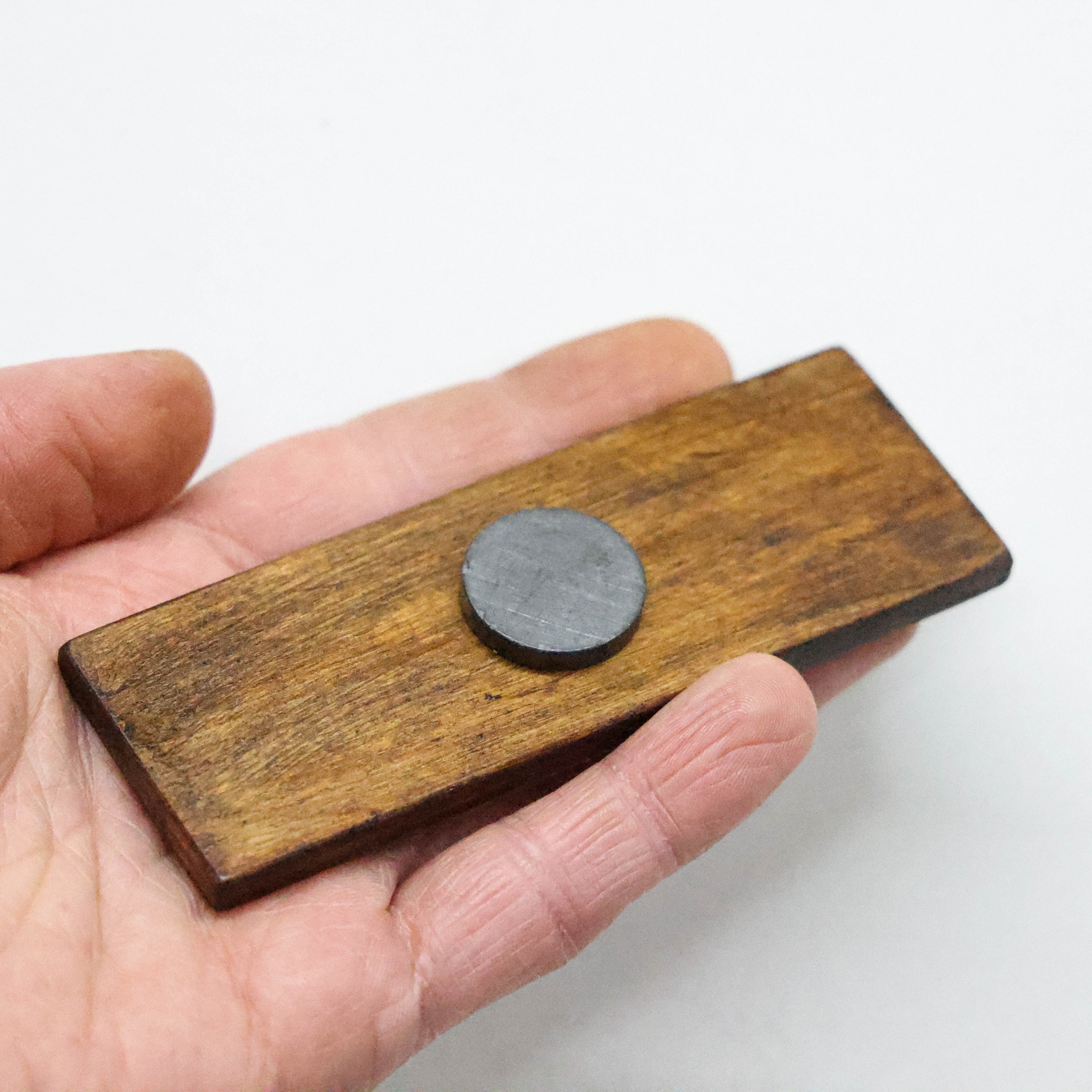 მაცივრის მაგნიტი: House - Everybody Lies