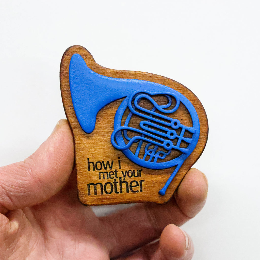 მაცივრის მაგნიტი: როგორ შევხვდი დედათქვენს (ლურჯი ვალტორნა)