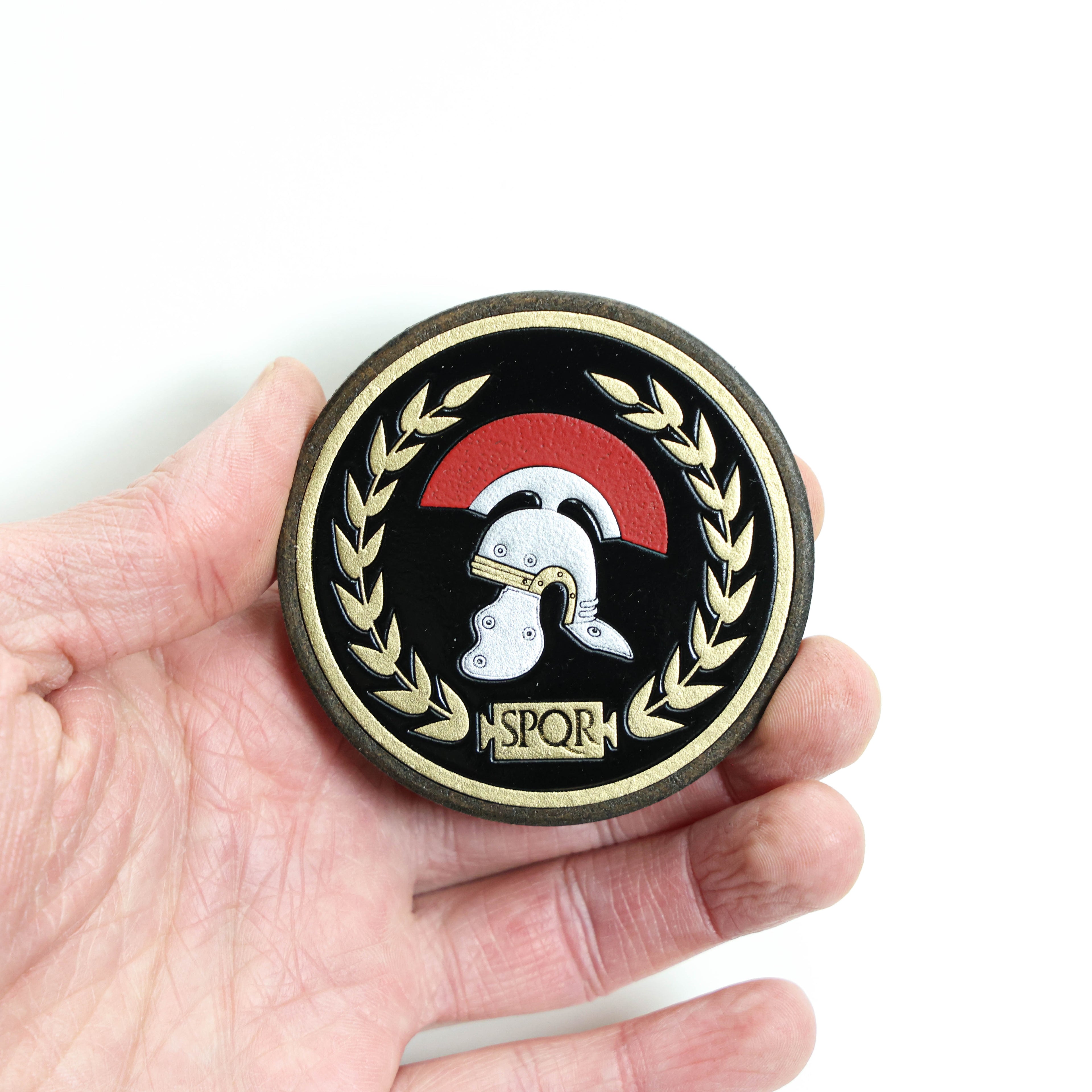 მაცივრის მაგნიტი: რომაული SPQR ემბლემა