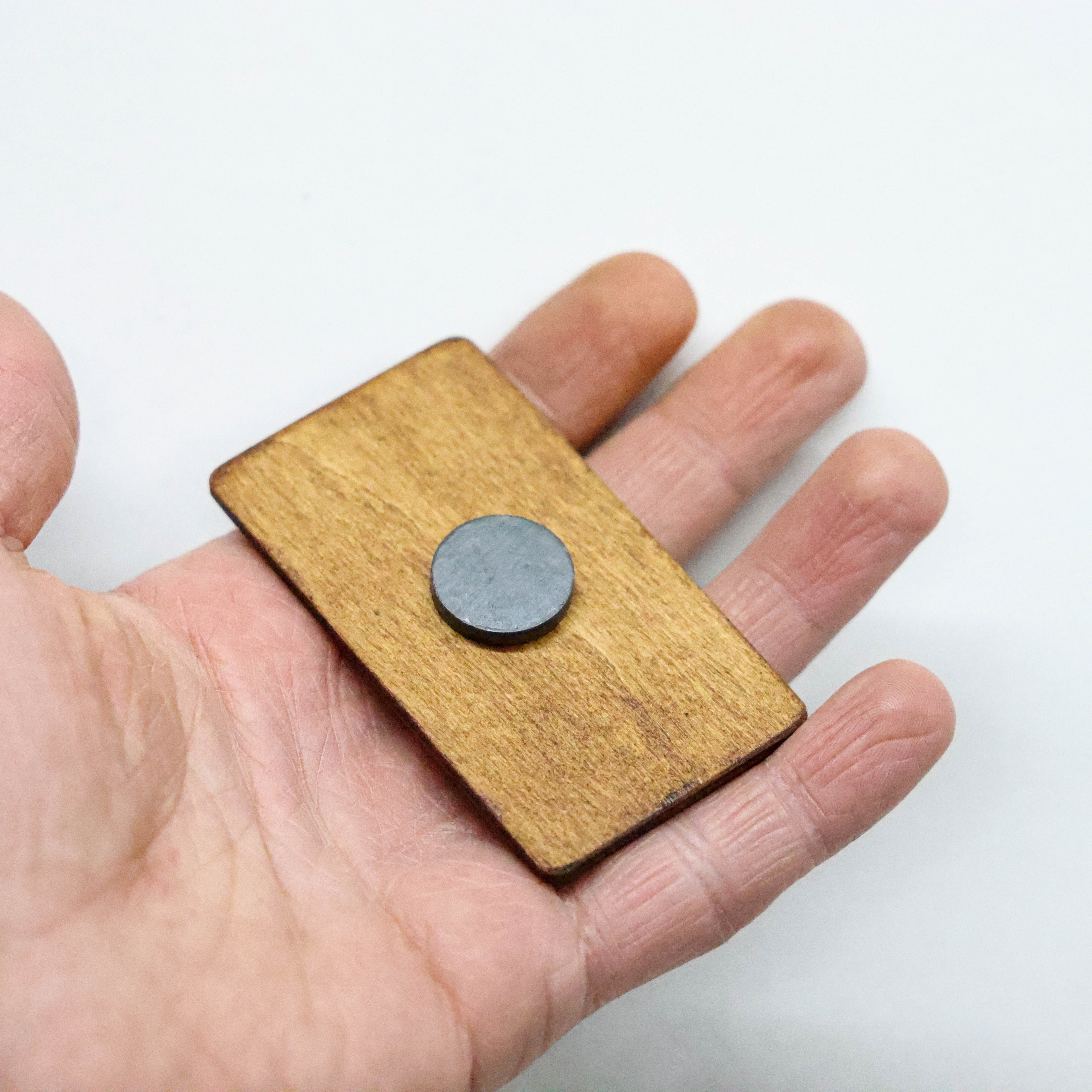 მაცივრის მაგნიტი: SUPERNATURAL - მანქანის ნომერი