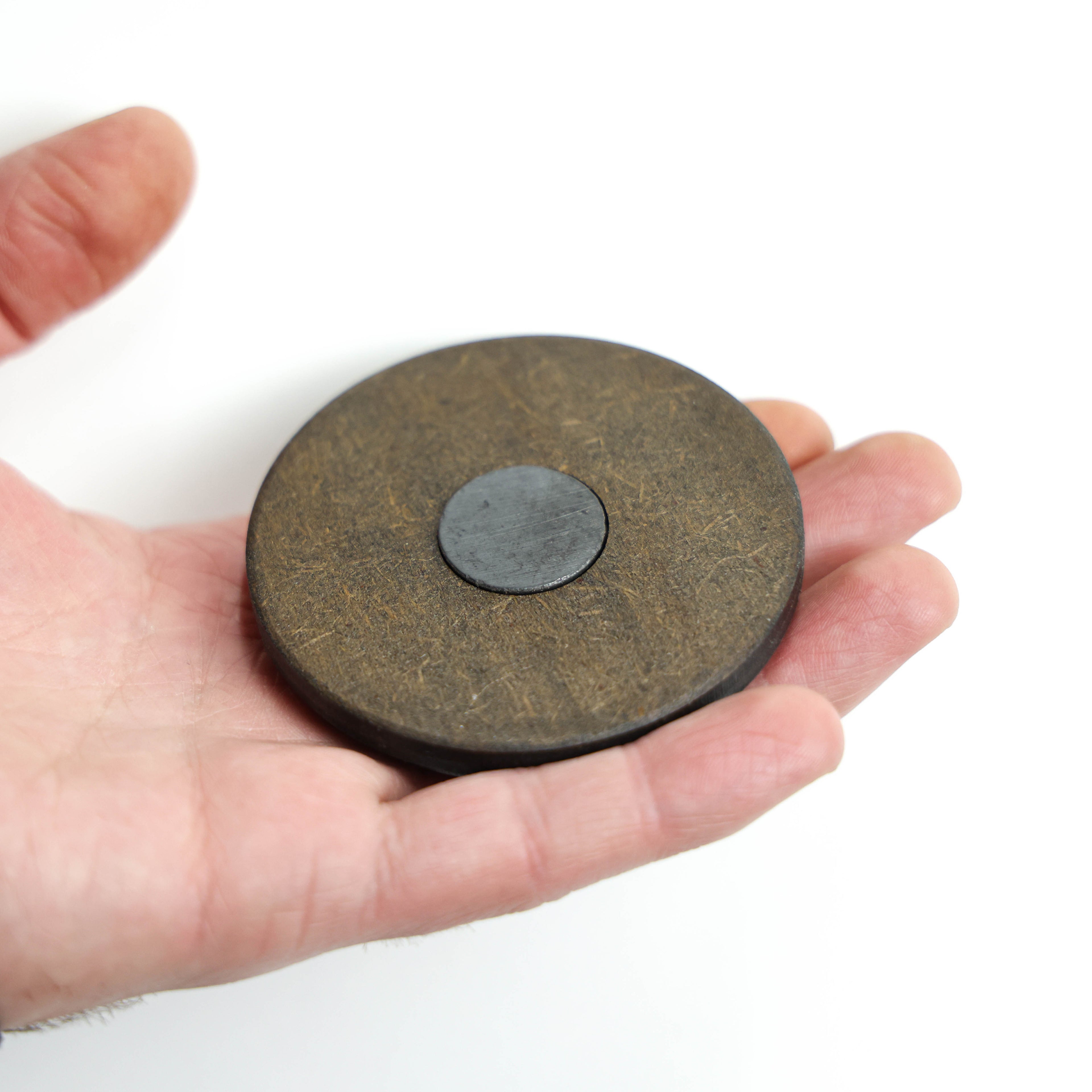 მაცივრის მაგნიტი: ხევსურული ფარი