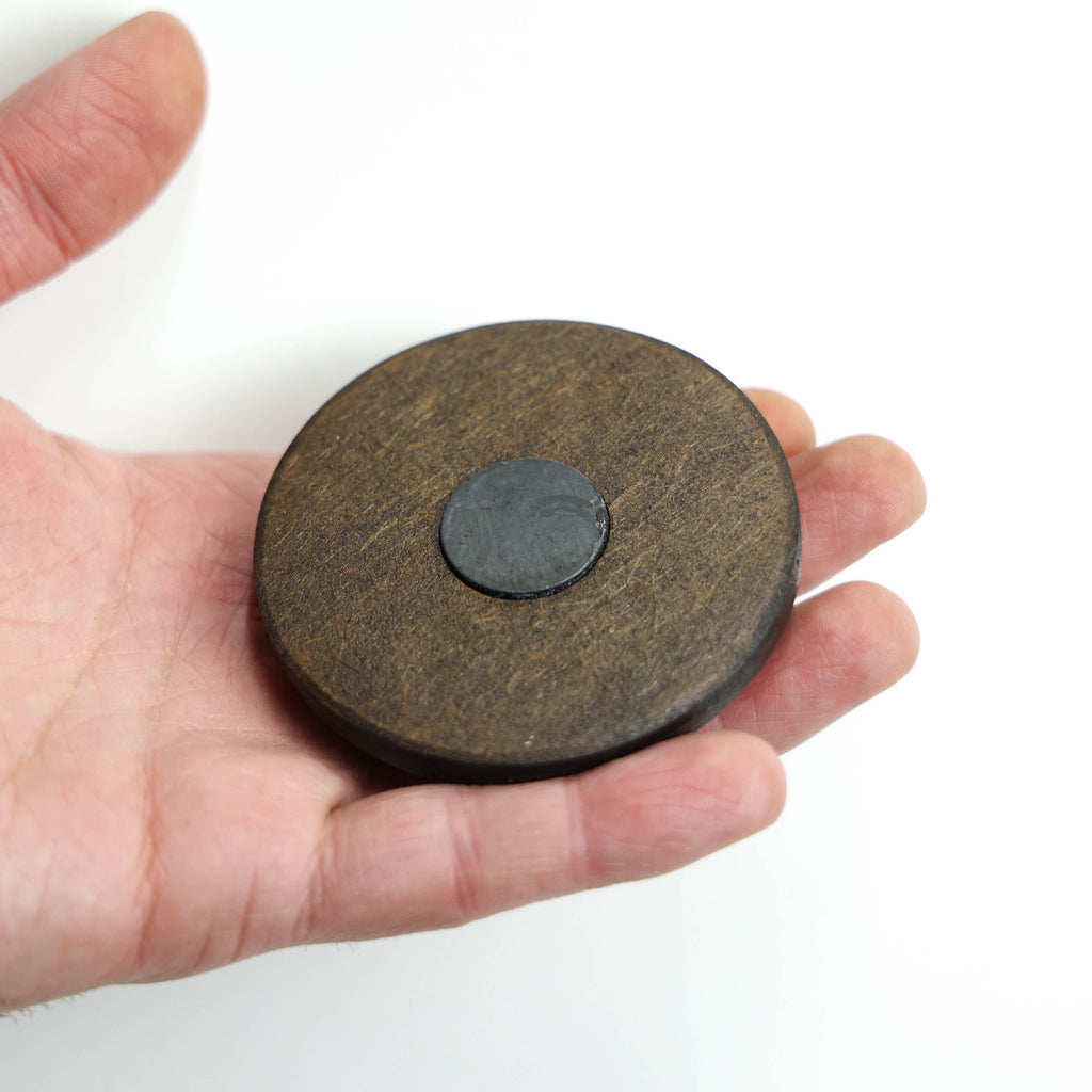 მაცივრის მაგნიტი: რევოლვერის ბარაბანი